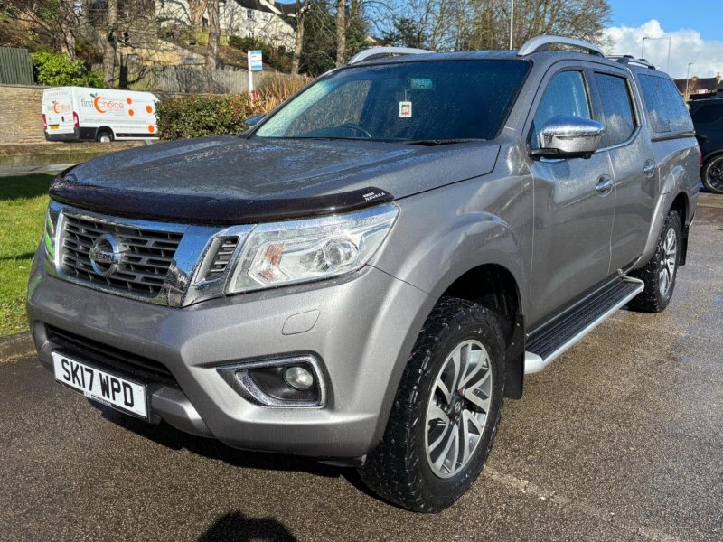 NISSAN NAVARA