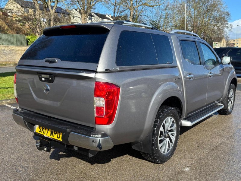 NISSAN NAVARA