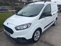 FORD TRANSIT COURIER