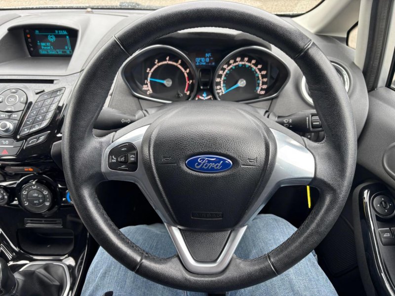 FORD FIESTA