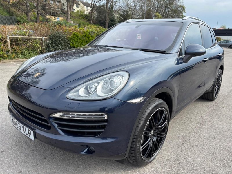 PORSCHE CAYENNE