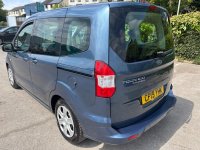 FORD TOURNEO