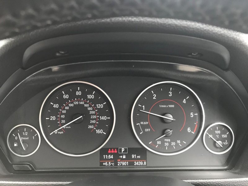BMW 3 SERIES